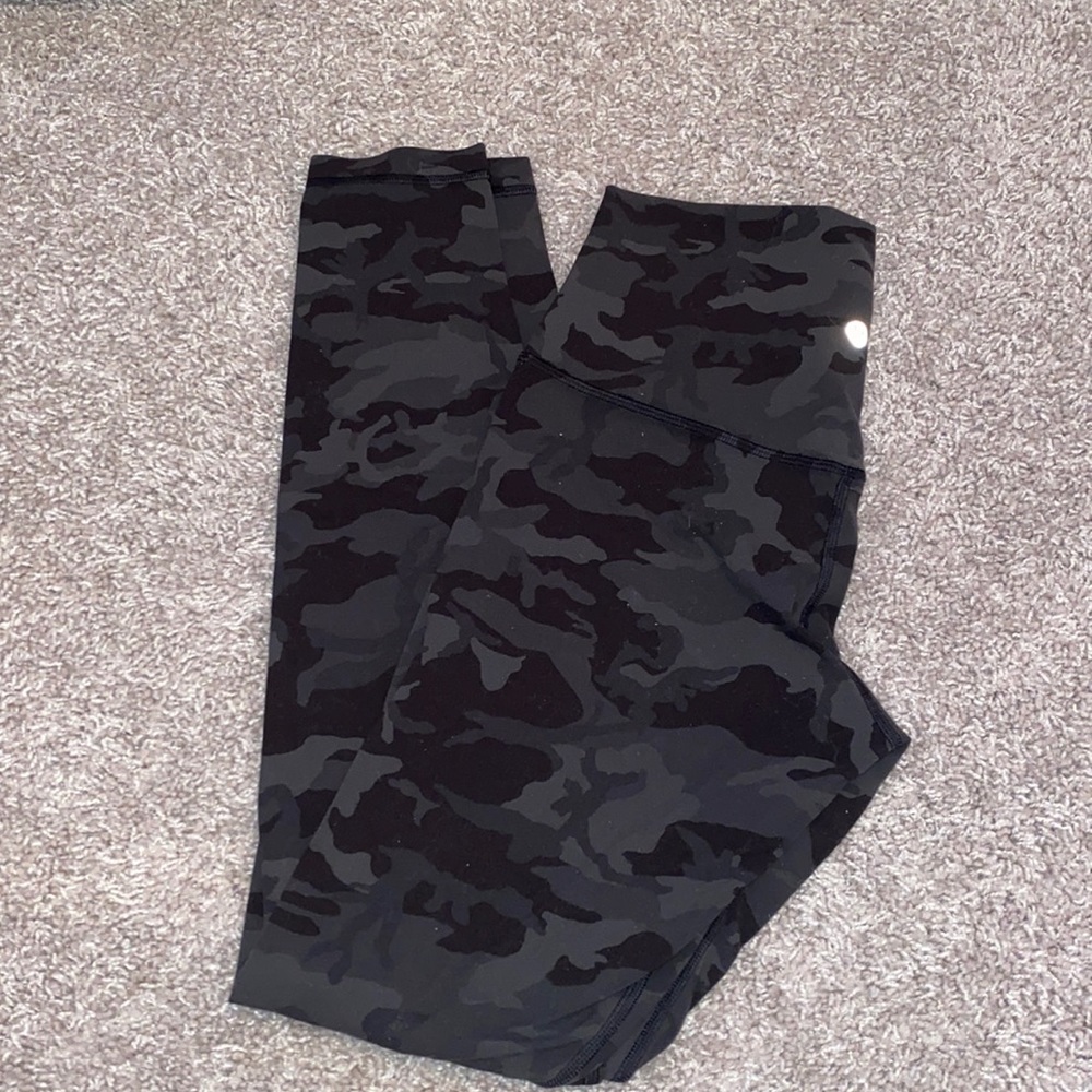 Lululemon Camo Green & Black Leggings